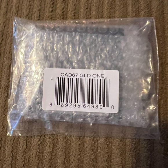 Coach Mini Bow Stud Earrings nwt in packaging - Picture 3 of 3